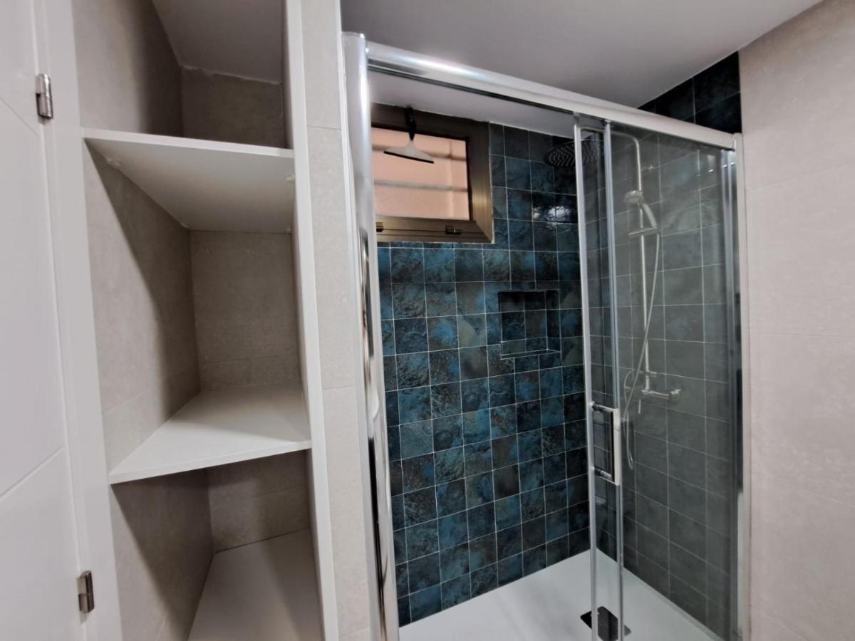 Newly Reformed 2 Bedroom Apartment In The Center Of Los Cristianos Los Cristianos  Exterior foto