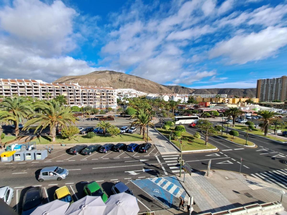 Newly Reformed 2 Bedroom Apartment In The Center Of Los Cristianos Los Cristianos  Exterior foto